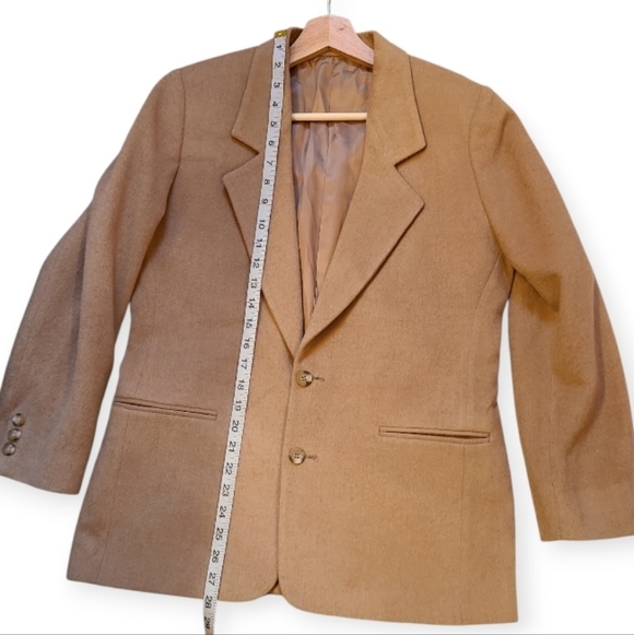 Vintage Nordstrom Womens 100% Camel Hair Blazer Tan 2 Button Front Pockets - Picture 16 of 17